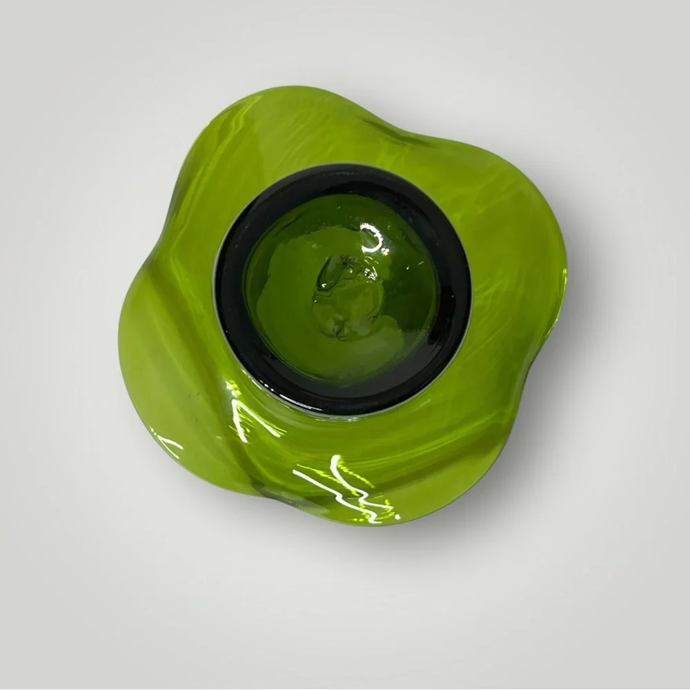 Vintage MCM Green Blown Glass Ruffled Dimpled‎ Candle Holder Vase 4.5